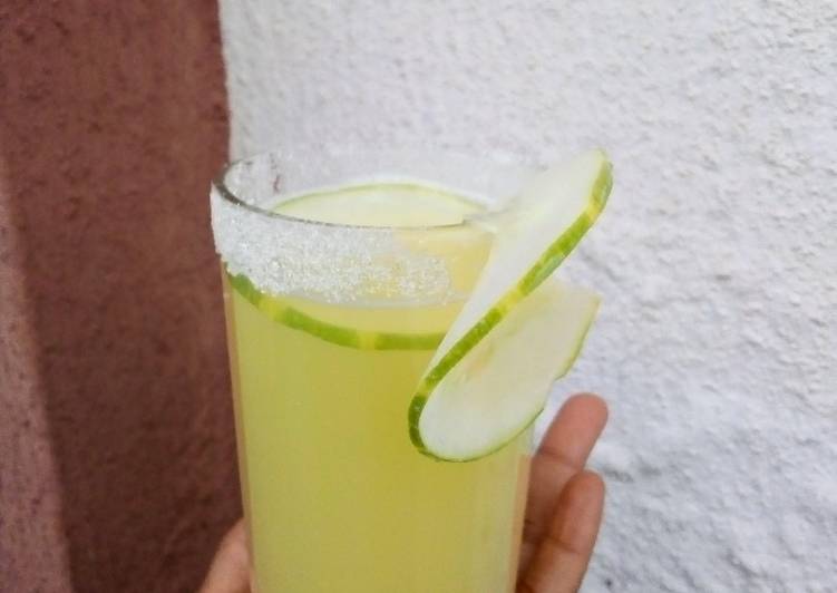 Cocumber, orange and lemon drink