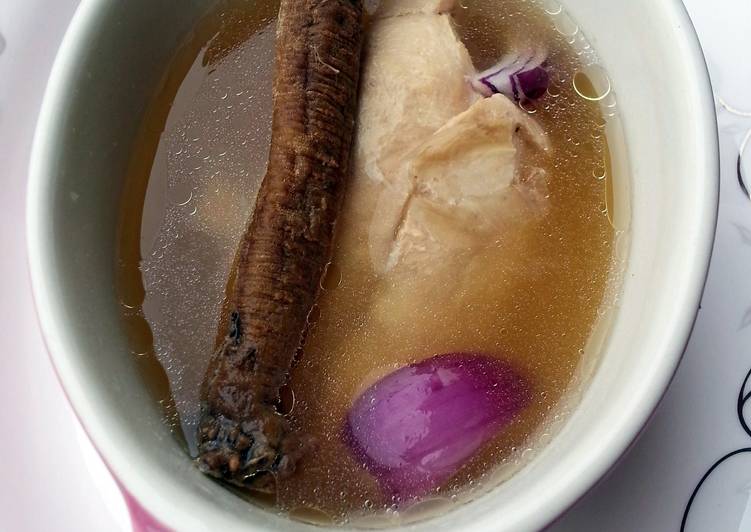 Recipe of Tasty LG's ONION CHICKEN SOUP ( DANG SEN AND DRIED LILY BULBS )