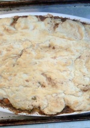 A picture of Biscuit topped Shepards Pie.