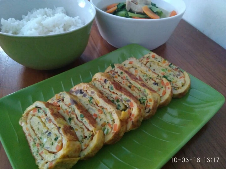Cara Mudah Membikin Resep Gyeran mari / Tamagoyaki / Telur dadar gulung/ Egg roll w/ vegie yang  Bikin Ketagihan Anti Ribet, Menggugah Selera