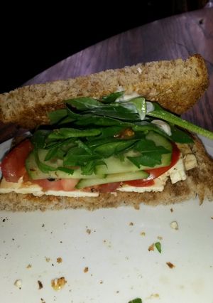 A picture of Greek salad sandwich.