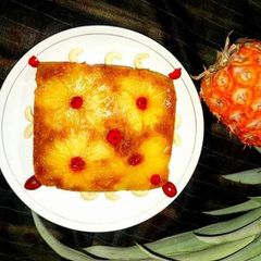 A picture of Pineapple Upside-down Cake.