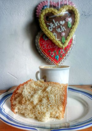 A picture of Traditional Austrian Easter Cake.