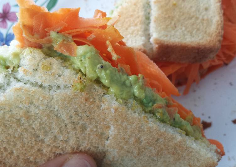 Simple Way to Prepare Appetizing Ma G's Avocado and Carrot Sandwhich