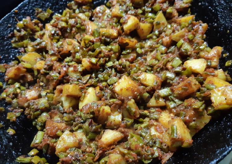 Recipe of Delicious Alo guwar