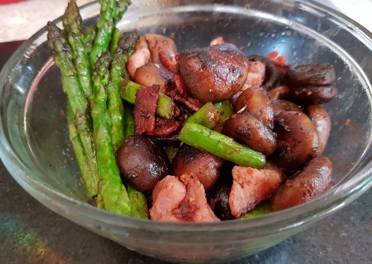 My Mushroom & Asparagus cooked in Garlic Butter with Bacon Bits
