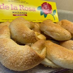 A picture of Mazapan Horns.
