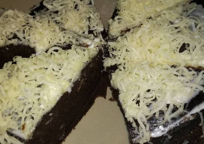 Kue coklat kukus lumer lemmbuut,..bukan brownis