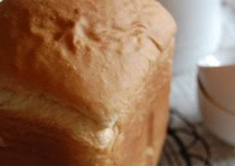 Milky Bread Made in a Bread Maker