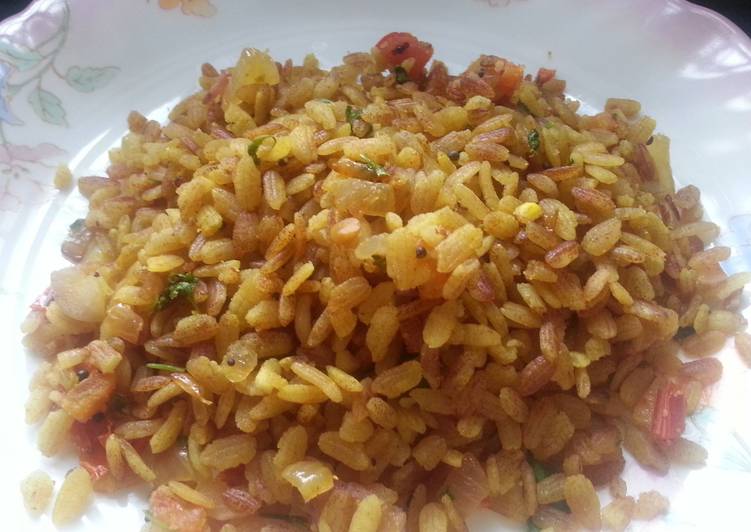 Poha with red beaten rice (aval/poha)