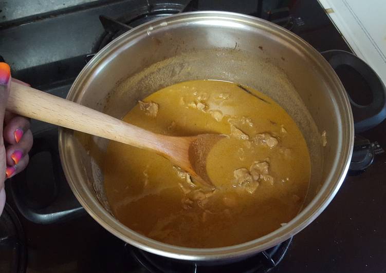 Delicious Thai Coconut Chicken Curry