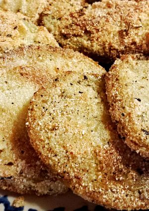 A picture of Simple Fried Green Tomato's.