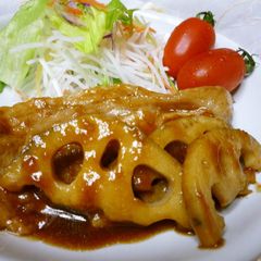 A picture of Ginger Pork (Eat with Lotus Root).