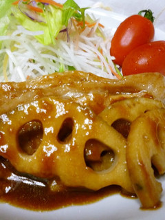 A picture of Ginger Pork (Eat with Lotus Root).