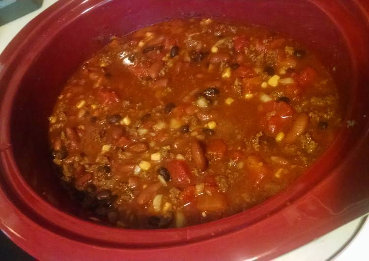 Easiest Way to Make Favorite Delicious crock-pot deer meat chili.