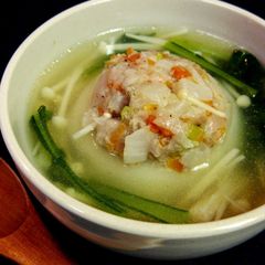 A picture of Meat-Stuffed Turnip in Soup.