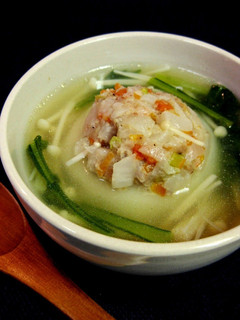 A picture of Meat-Stuffed Turnip in Soup.