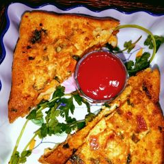 Chicken french toast😋چکن فرنچ ٹوسٹ💞 A picture of Chicken french toast😋چکن فرنچ ٹوسٹ💞.