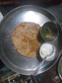 आलू पराठा (Aloo paratha recipe in hindi) रेसिपी मुख्य फोटो