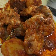 A picture of Ayam bumbu rujak pedas.