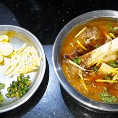 A picture of Mutton nihari.