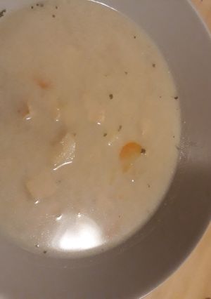 Tárkonyos csirkeragu leves recept fotója