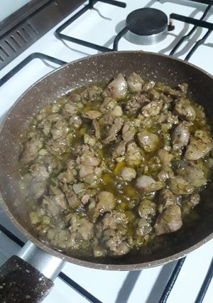 صورة لوصفة كبدة وقوانص دجاج 😋😋