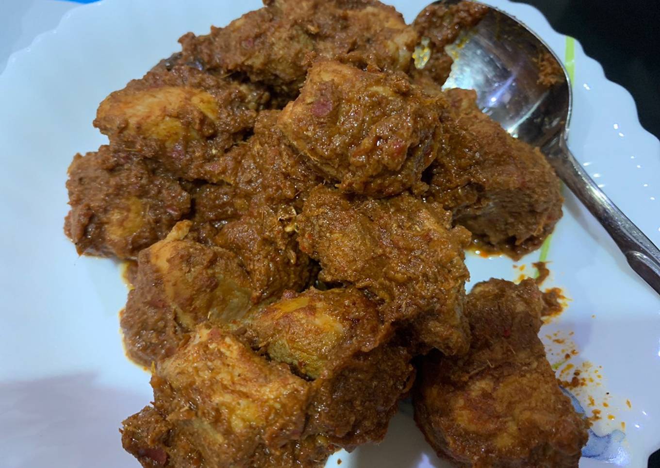 Rendang babi