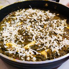 A picture of Palak Paneer.