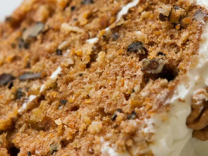 How To Make Vickys Crowd-Pleaser Carrot Cake, GF DF EF SF NF which So Delicious