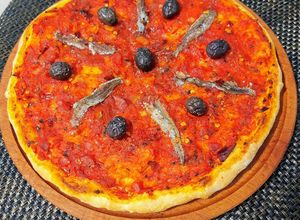 Una foto de Pizza de anchoas