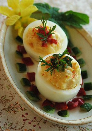 A picture of American Party Recipe: Deviled Eggs.