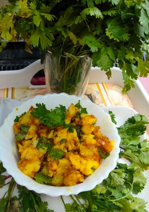 सूखे आलू(sukhe aloo recipe in hindi) रेसिपी मुख्य फोटो