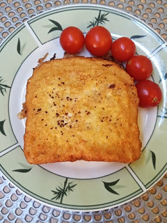 Töltött bundás kenyér recept fotója