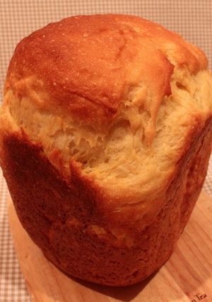A picture of Natsumikan Citrus and Marmalade Bread.