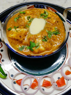 पनीर बटर मसाला (paneer butter masala recipe in Hindi) रेसिपी मुख्य फोटो