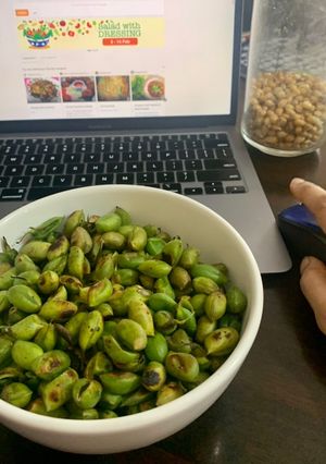 A picture of Holay ~ The ultimate snack at work😋.
