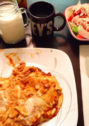 A picture of Cheesy Meaty Amazing Lasagna.