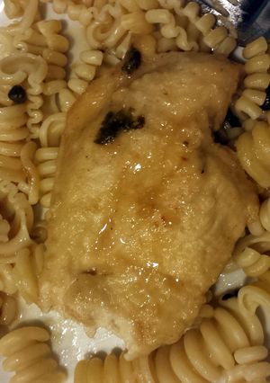 A picture of Chicken Piccata.