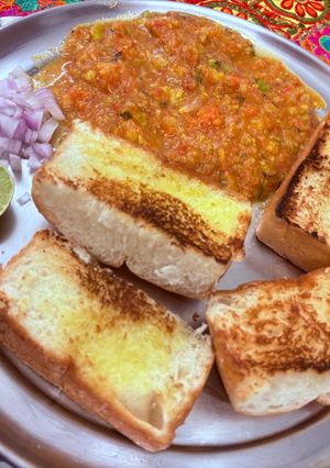 पाव भाजी रेसिपी मुख्य फोटो