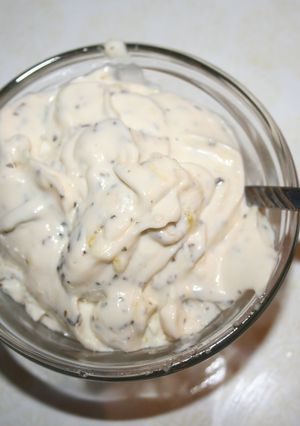 A picture of Basil Mayonnaise.