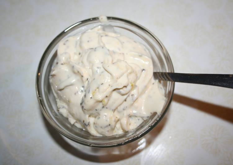 Basil Mayonnaise