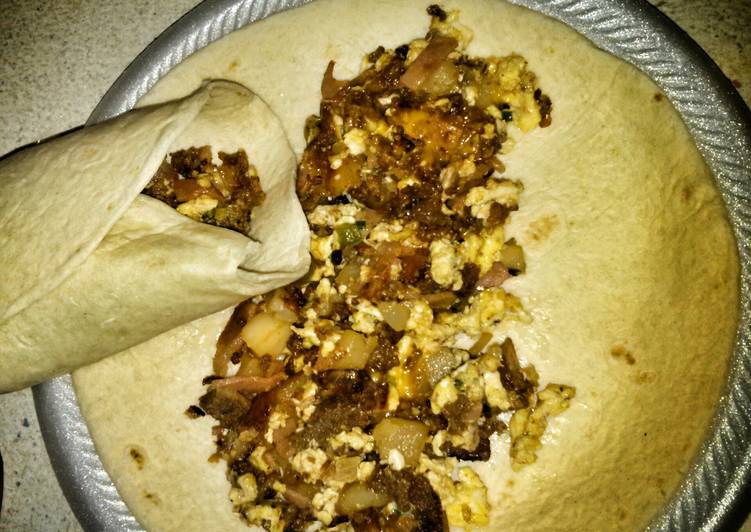 How to Prepare Super Quick Homemade Scooter&#39;s Breakfast Burrito