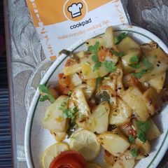A picture of Potatoes fry.