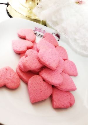 A picture of Crispy Sakura Cookies for Spring.