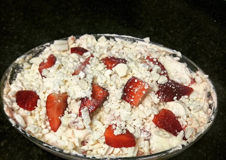 How to Make Super Quick Homemade Super easy strawberry eton mess