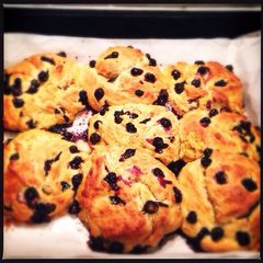 A picture of Blueberry Buns.