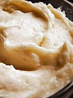 A picture of Mike's French Honey Butter Spread.
