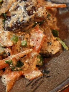 A picture of Easy Spinach and Mashed Tofu Salad with Aromatic Sesame Seeds.