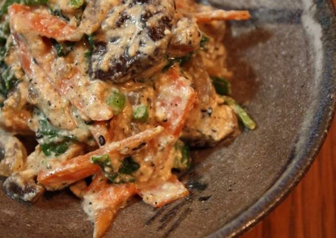 Easy Spinach and Mashed Tofu Salad with Aromatic Sesame Seeds Recipe